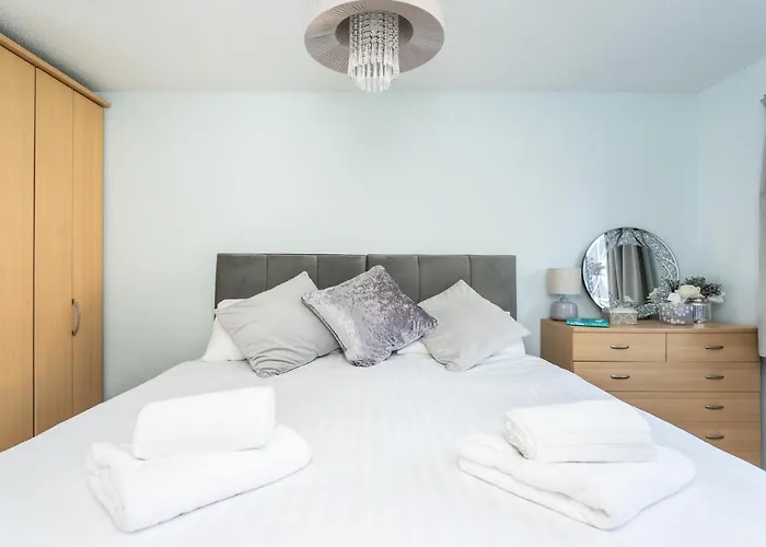 Vakantiehuis 14 Acomb Wood Drive Peaceful 2-bed In With Free Parking - Pass The Keys York