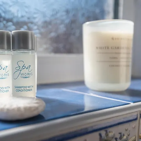 펜션 14 Acomb Wood Drive Peaceful 2-bed In With Free Parking - Pass The Keys *