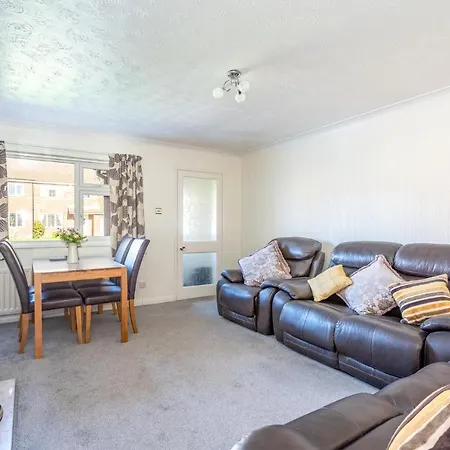 14 Acomb Wood Drive Peaceful 2-bed In With Free Parking - Pass The Keys * 요크